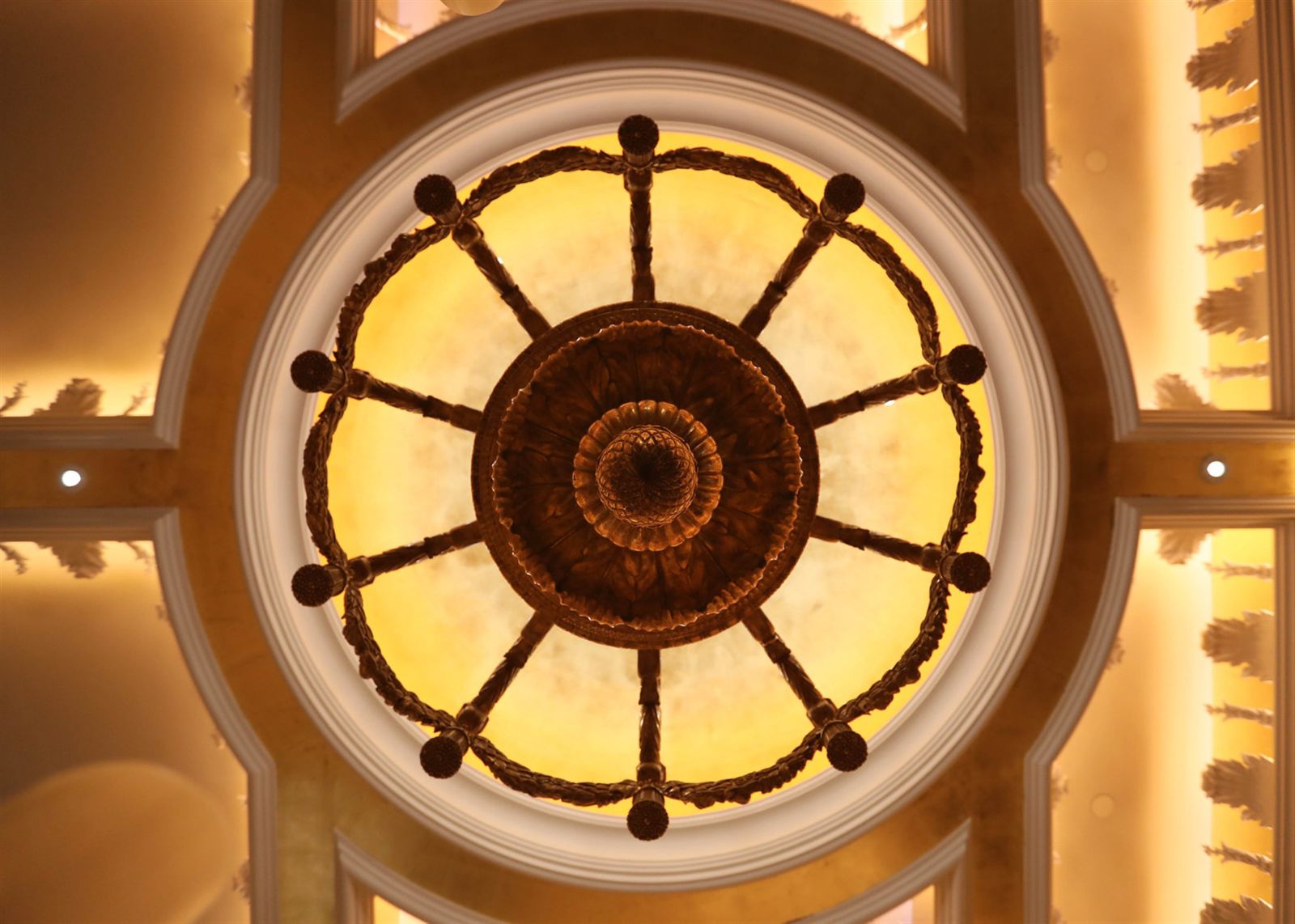 A Closer Look: Curtiss Hotel